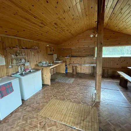 Duzy Dom Dla 16 Osob 別荘