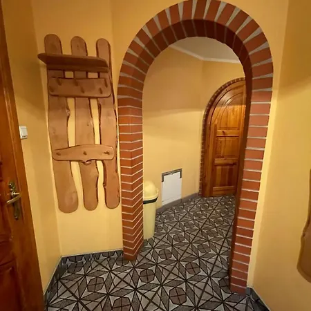 別荘 Duzy Dom Dla 16 Osob ボルスク