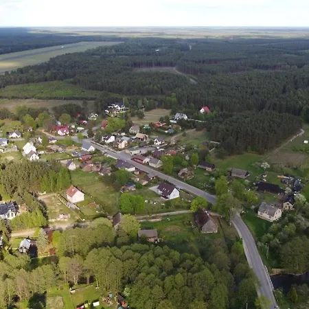 Duzy Dom Dla 16 Osob 別荘 ボルスク