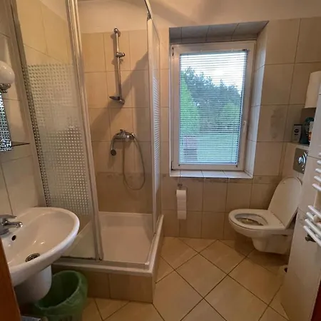 Duzy Dom Dla 16 Osob 別荘