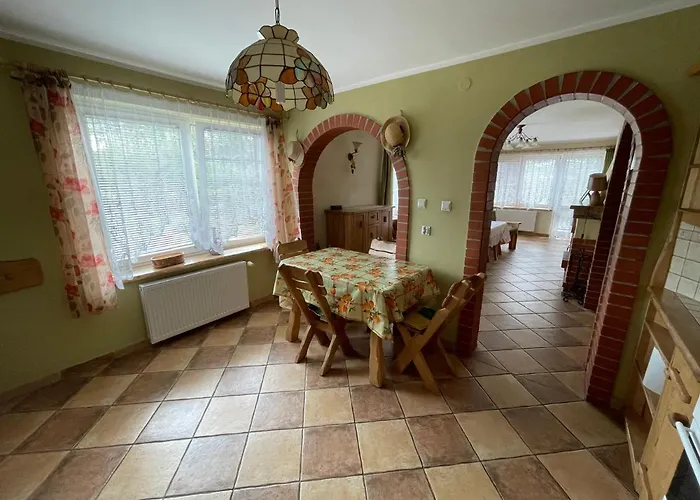 Duzy Dom Dla 16 Osob * Borsk