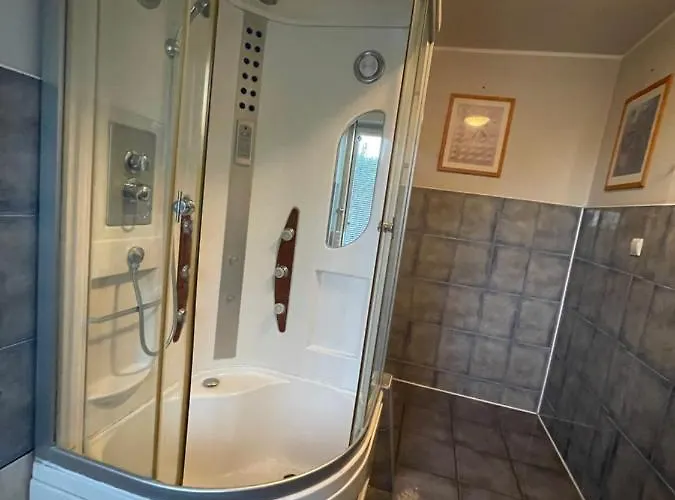 Duzy Dom Dla 16 Osob Semesterbostad